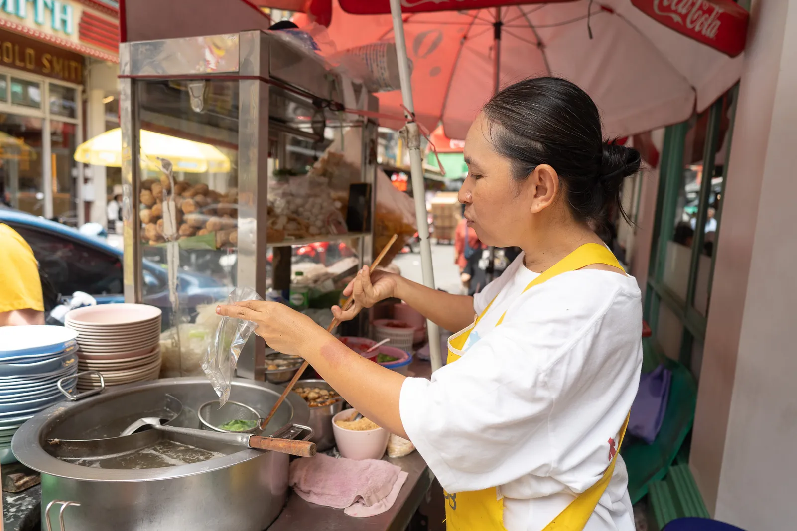 Yen Ta Fo noodle stall